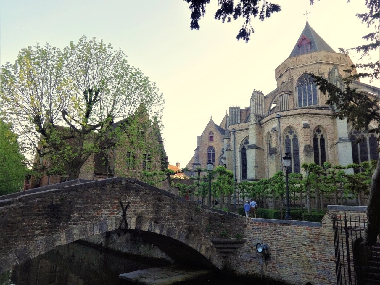 Bonifacius Bridge, Bruges (Photo by Rouli Balopoulou) Bonifacius Bridge, Bruges (Photo by Rouli Balopoulou)