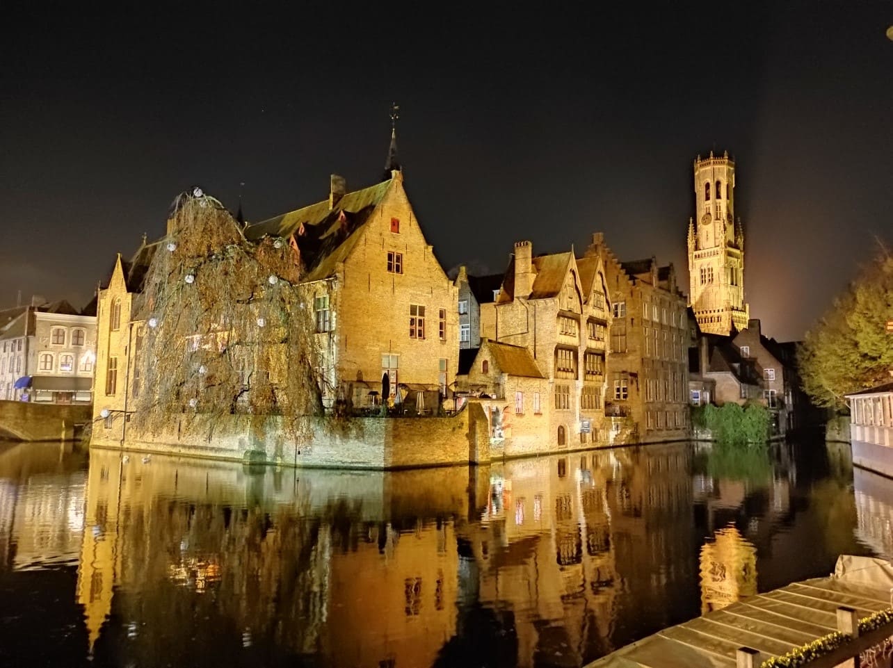 Christmas in Bruges - Photo Credit @Rouli_Balopoulou