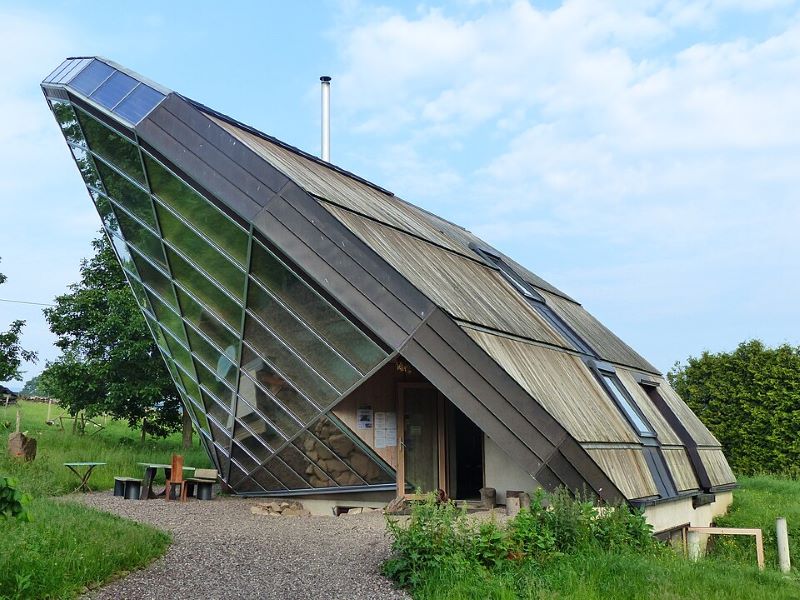 Heliodrome (https://fr.wikipedia.org/wiki/H%C3%A9liodome)