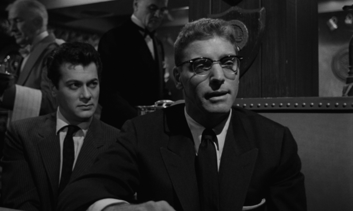 Ασπρόμαυρος θησαυρός - Sweet smell of success 