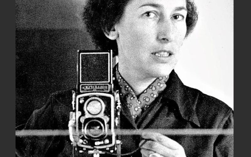 PHOTO Gisèle Freund Autopottrait Gisèle Freund, μια πρωτοπόρος φωτογράφος