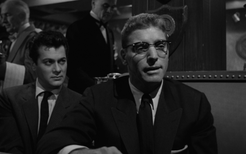 Ασπρόμαυρος θησαυρός - Sweet smell of success 