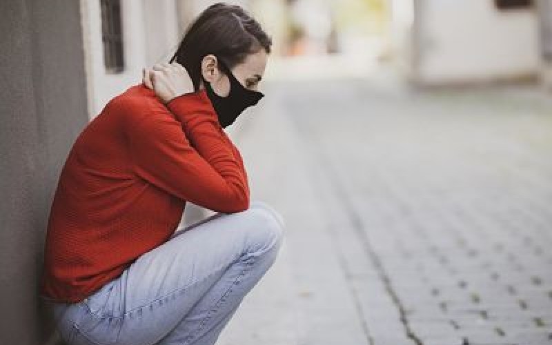 Φθηνή απομίμηση της πραγματικότητας